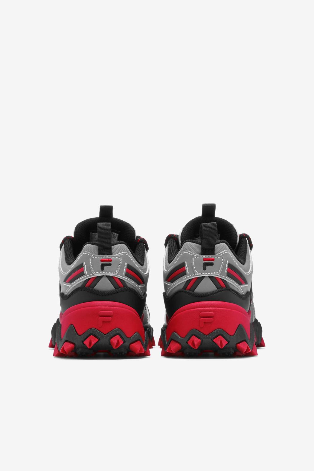 FILA Big Kids' Oakmont TR 053 METALLIC SILVER / BLACK / FILA RED | Kids Big Kids (3.5-7)