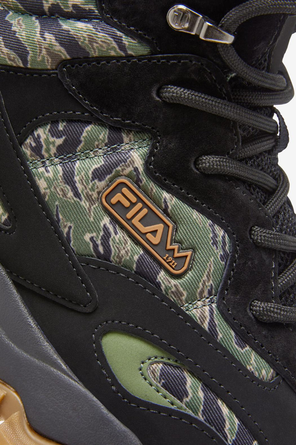 FILA Big Kids' Ray Tracer Tr 2 Mid 962 BLACK / CHIVE / GUM | Kids Big Kids (3.5-7)