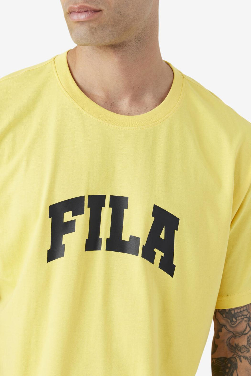 FILA Cody Tee 781 MIMOSA / BLACK | Men Tops