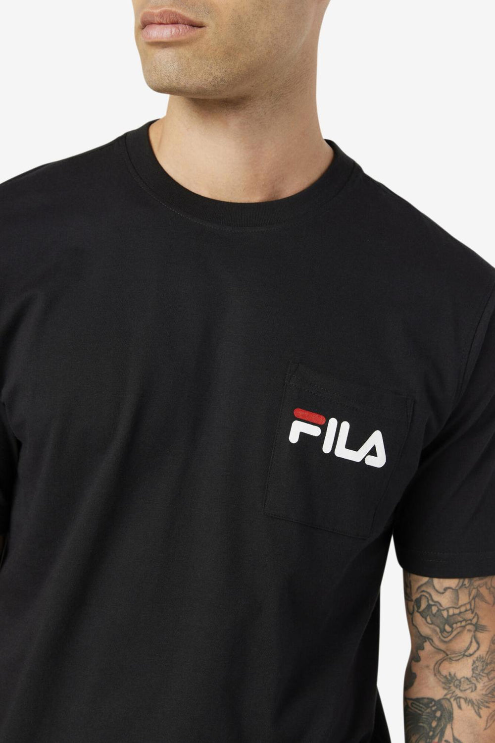 FILA Curtis Pocket Tee 001 BLACK / WHITE / JUNE BUG | Men Tops