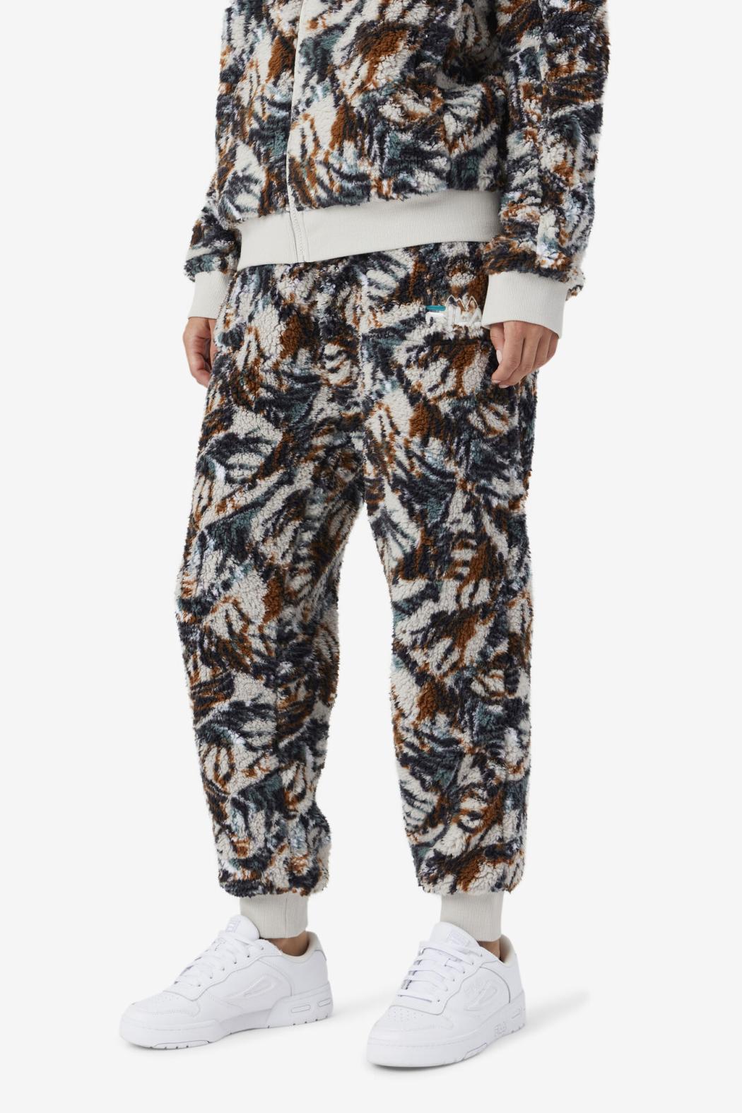 FILA Drewe Sherpa Jogger 172 EGRET / STORMY WEATHER / EGRET / DEEP LAKE | Women Sweatsuits &amp; Tracksuits