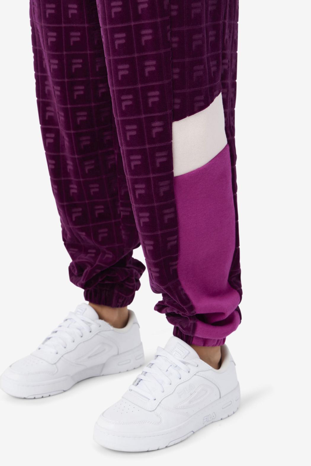 FILA Helen Velour Jogger 894 GRAPE WINE / BATON ROUGE / POTPOURRI | Women Shorts &amp; Pants