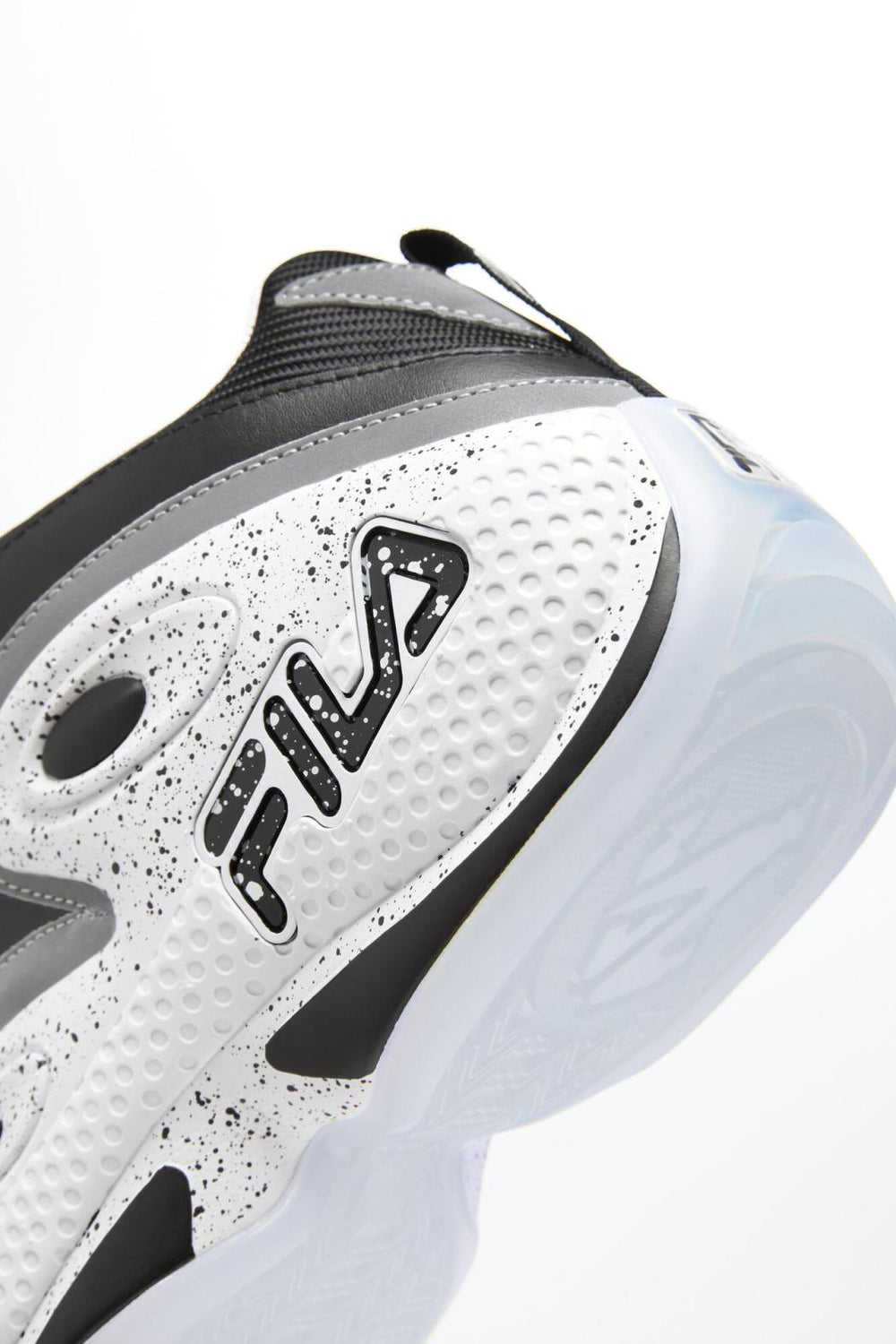 FILA Men's Grant Hill 3 018 BLACK / WHITE / ICE | Men Sneakers &amp; Lifestyle