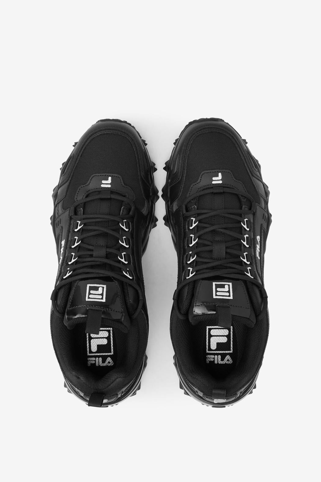 FILA Men's Oakmont Tr 010 BLACK / BLACK / METALLIC SILVER | Men Oakmont TR