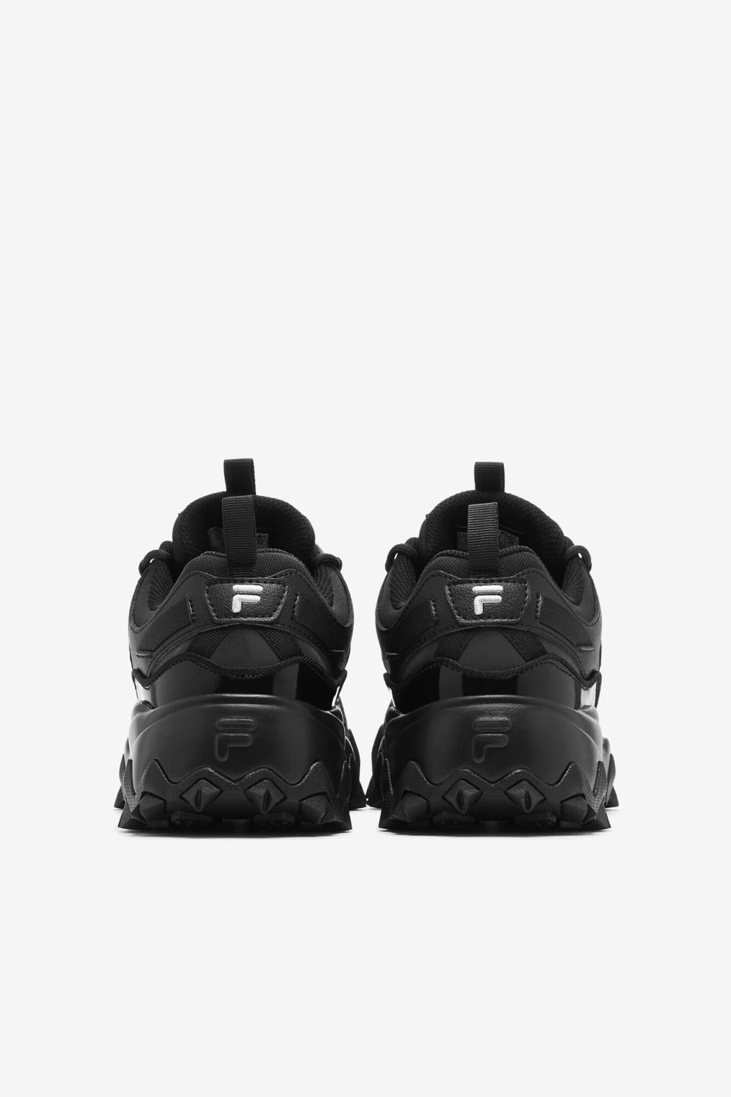 FILA Men's Oakmont Tr 010 BLACK / BLACK / METALLIC SILVER | Men Oakmont TR