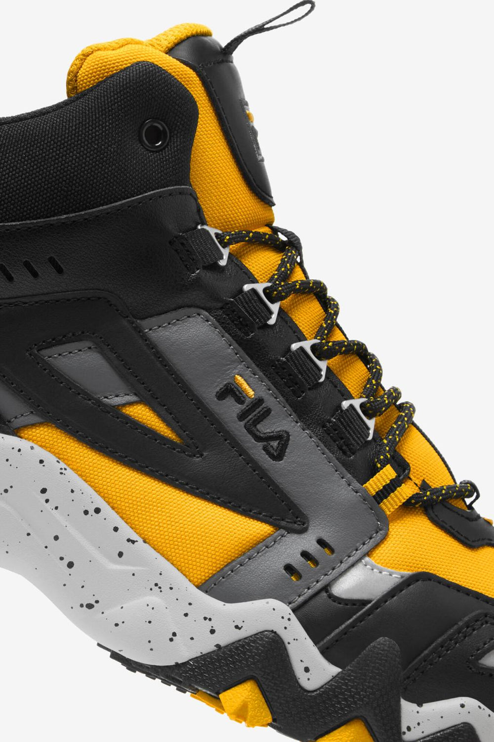 FILA Men's Oakmont Tr Mid 085 GOLD FUSION / BLACK / GLACIER GRAY | Men Oakmont TR