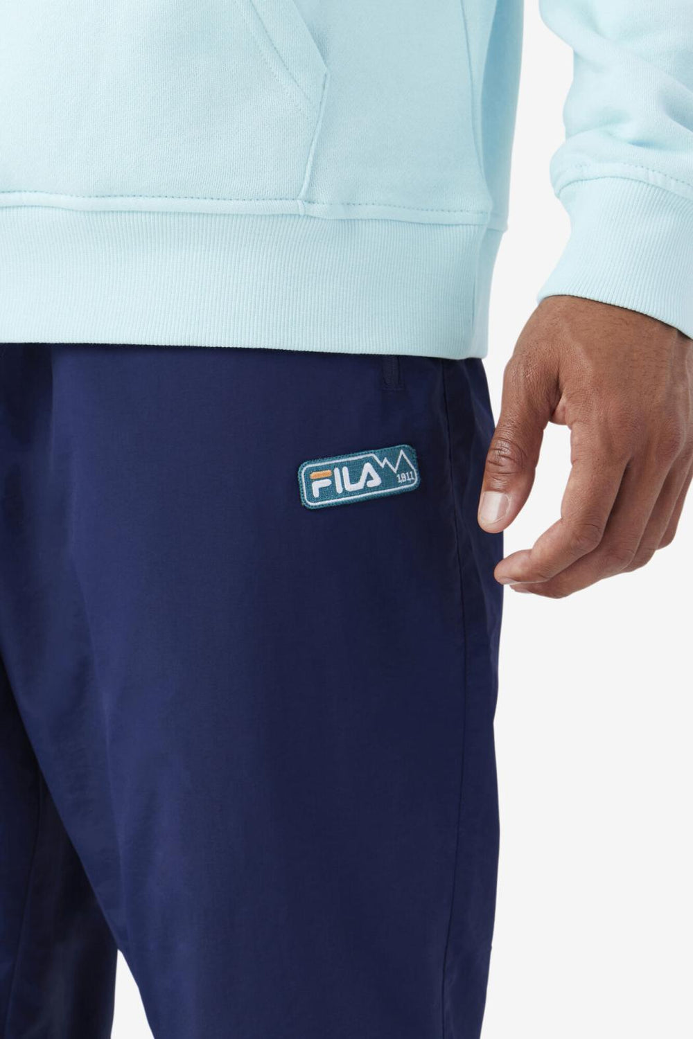 FILA Savi Cargo Pant 410 FILA NAVY / BLACK | Men Pants &amp; Shorts