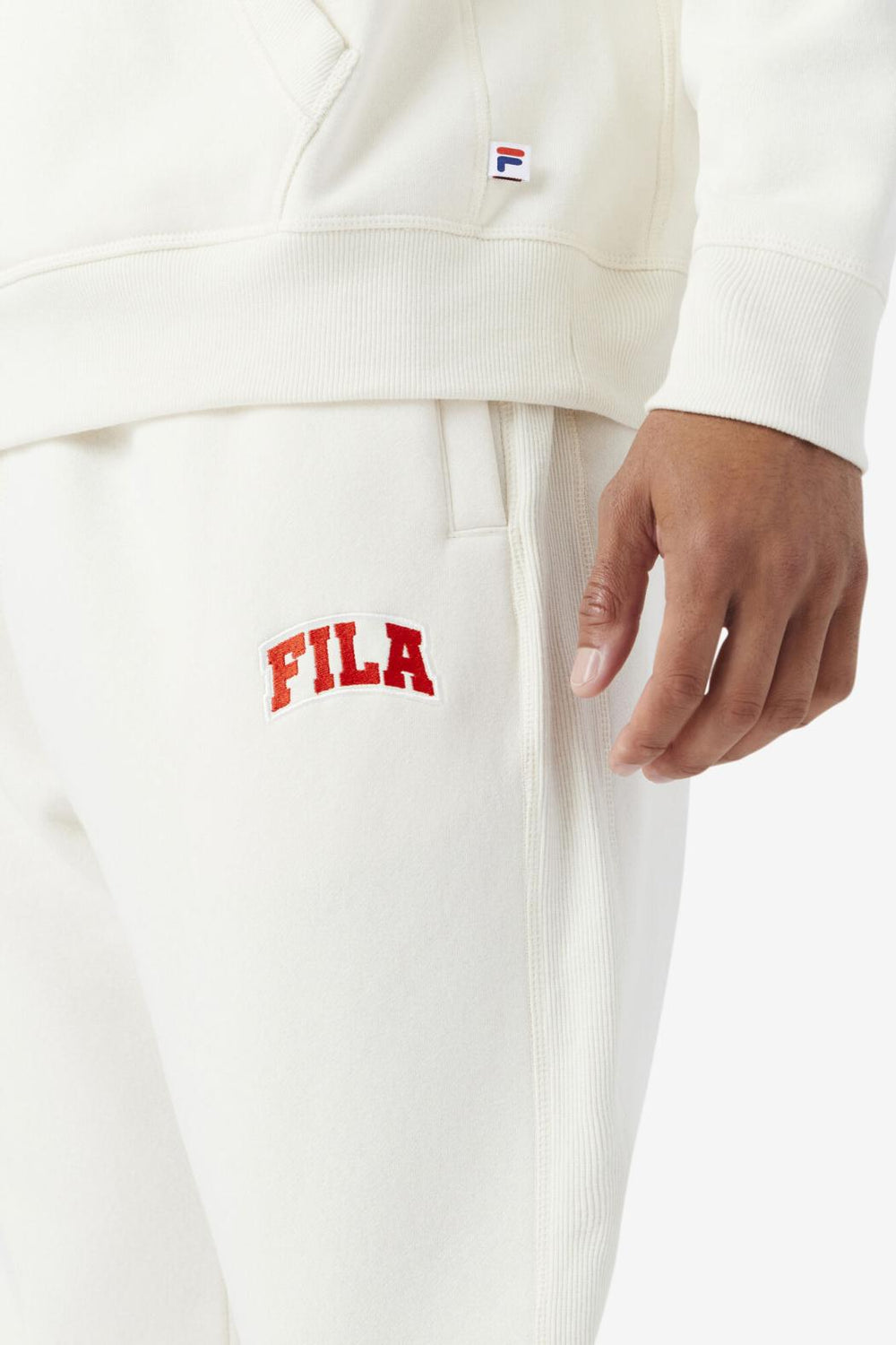 FILA Trent Jogger 132 GARDENIA / FIERY RED | Men Pants &amp; Shorts
