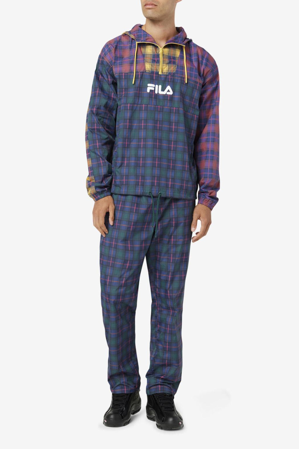 FILA Tyah Windpant 990 JUNE BUG / PEACOAT / RHUBARB | Men Pants &amp; Shorts