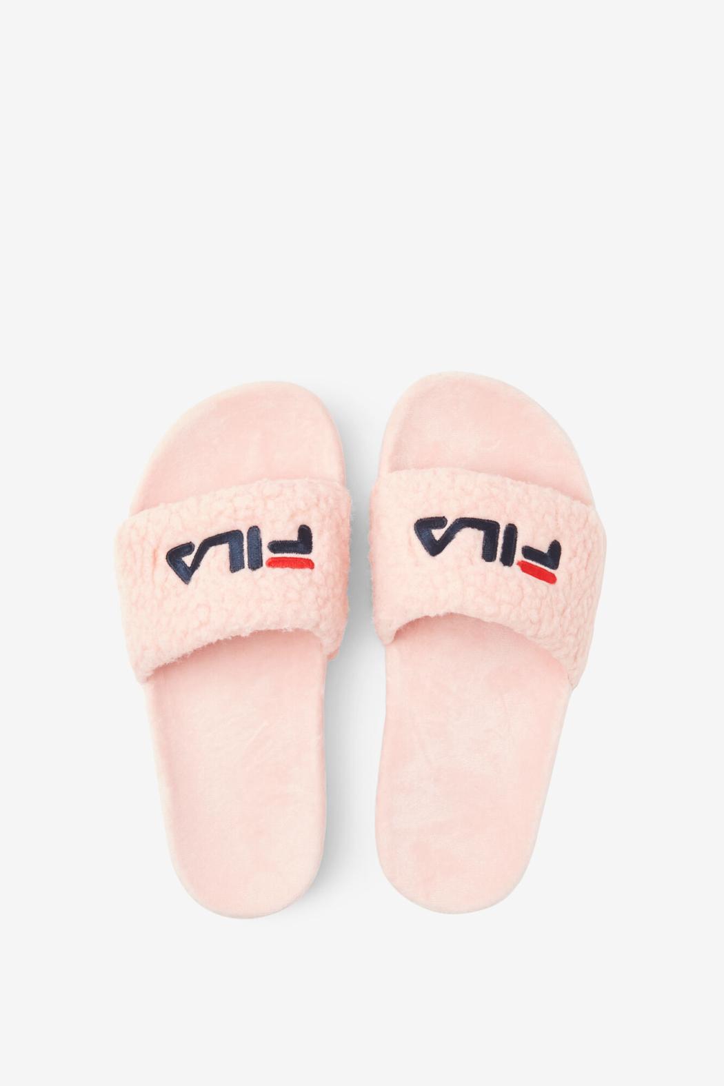 FILA Women's Fuzzy Drifter | Women Sandals &amp; Slides