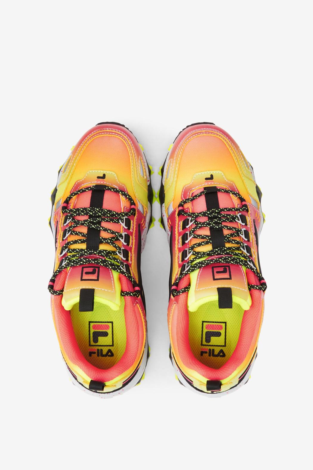 FILA Women's Oakmont TR 656 DIVA PINK / SAFETY YELLOW / BLACK | Women Sneakers &amp; Lifestyle