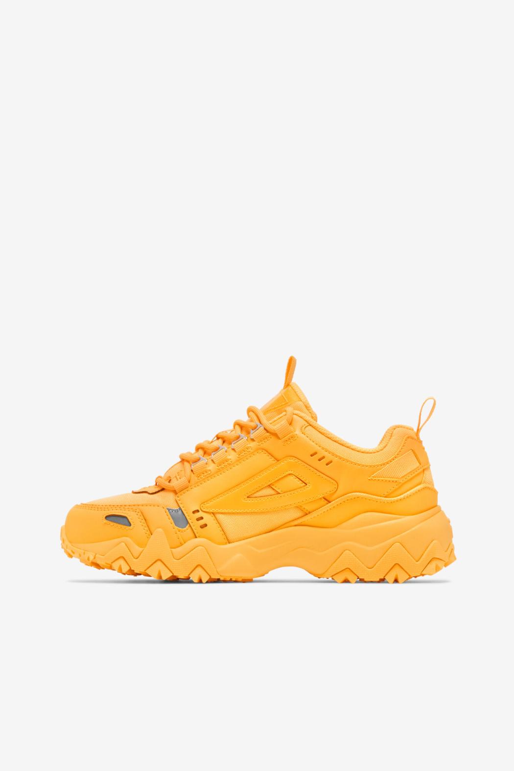 FILA Women's Oakmont Tr 800 ORANGE POP / ORANGE POP / ORANGE POP | Women Sneakers &amp; Lifestyle