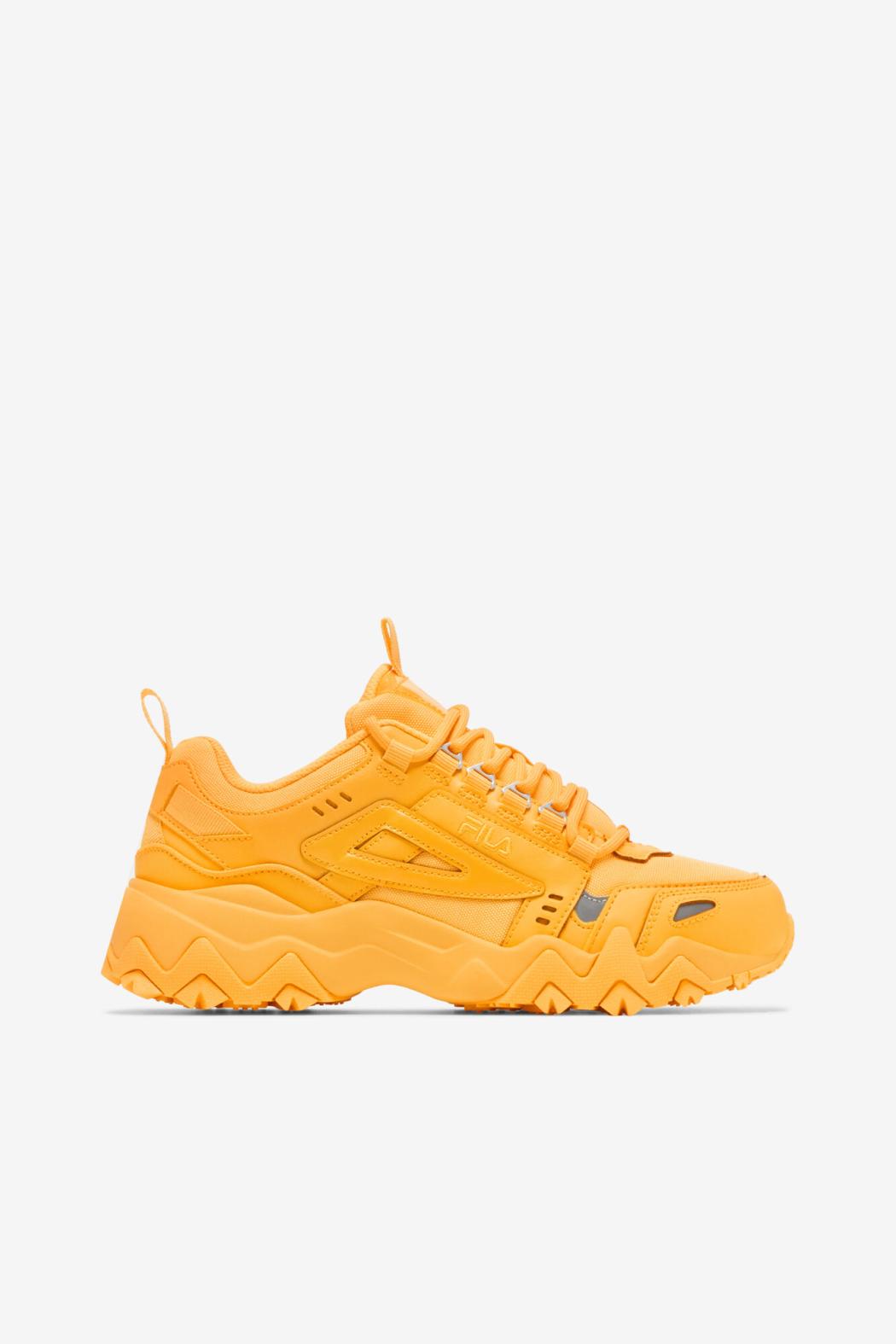 FILA Women's Oakmont Tr 800 ORANGE POP / ORANGE POP / ORANGE POP | Women Sneakers &amp; Lifestyle