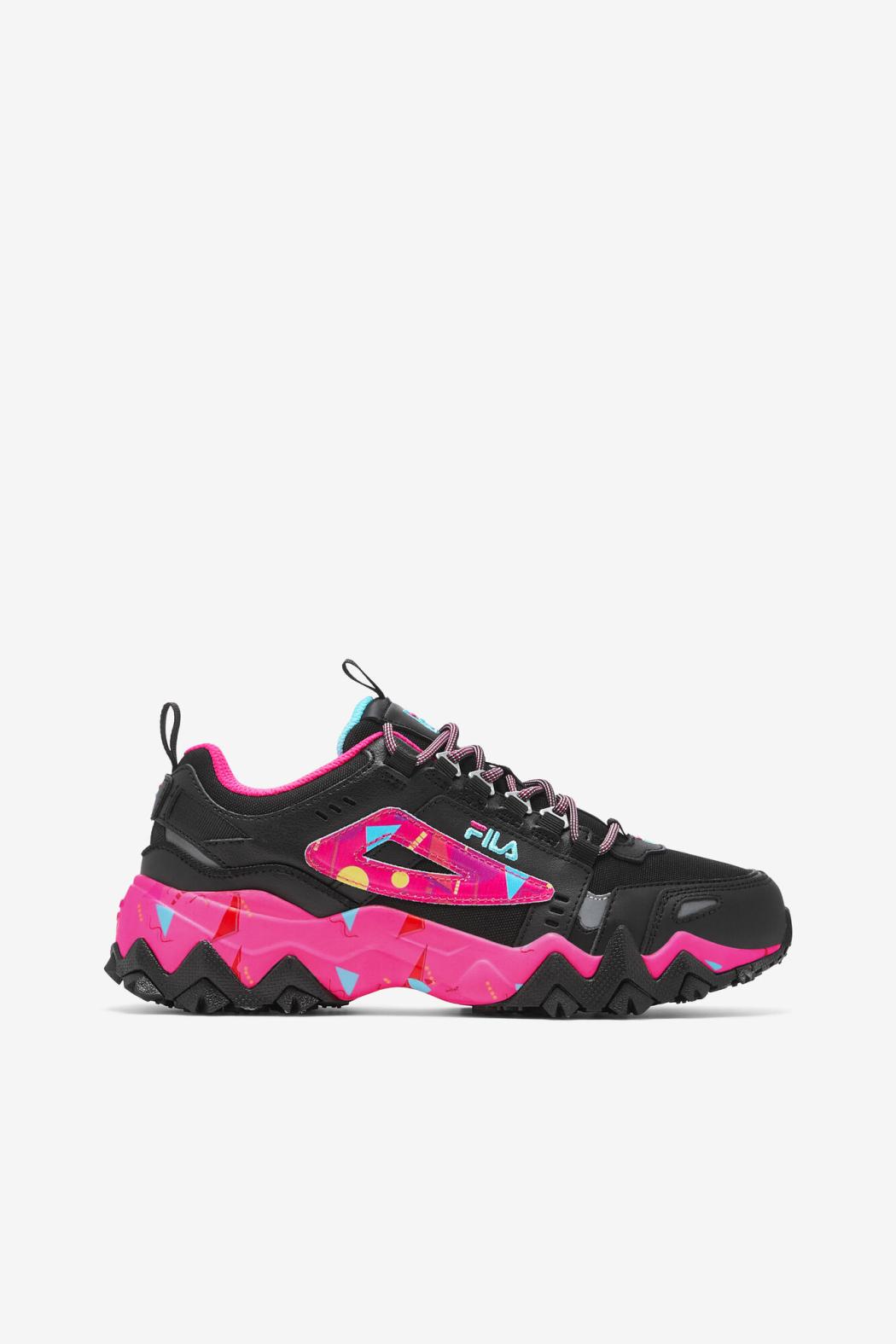 FILA Women's Oakmont TR | Women Sneakers &amp; Lifestyle