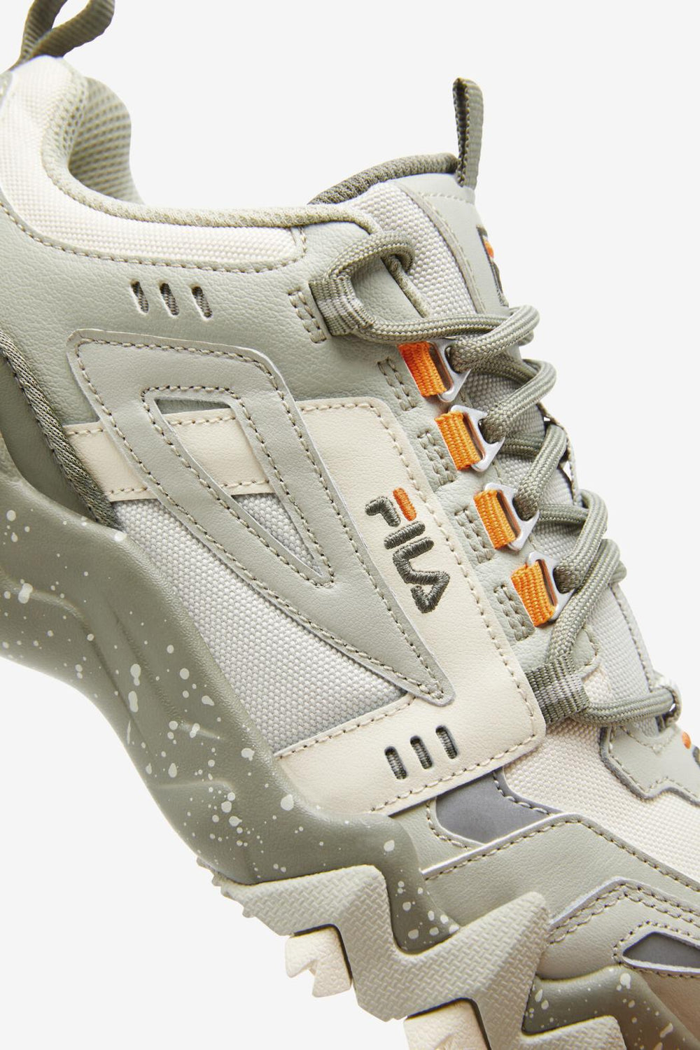 FILA Women's Oakmont TR | Women Sneakers &amp; Lifestyle