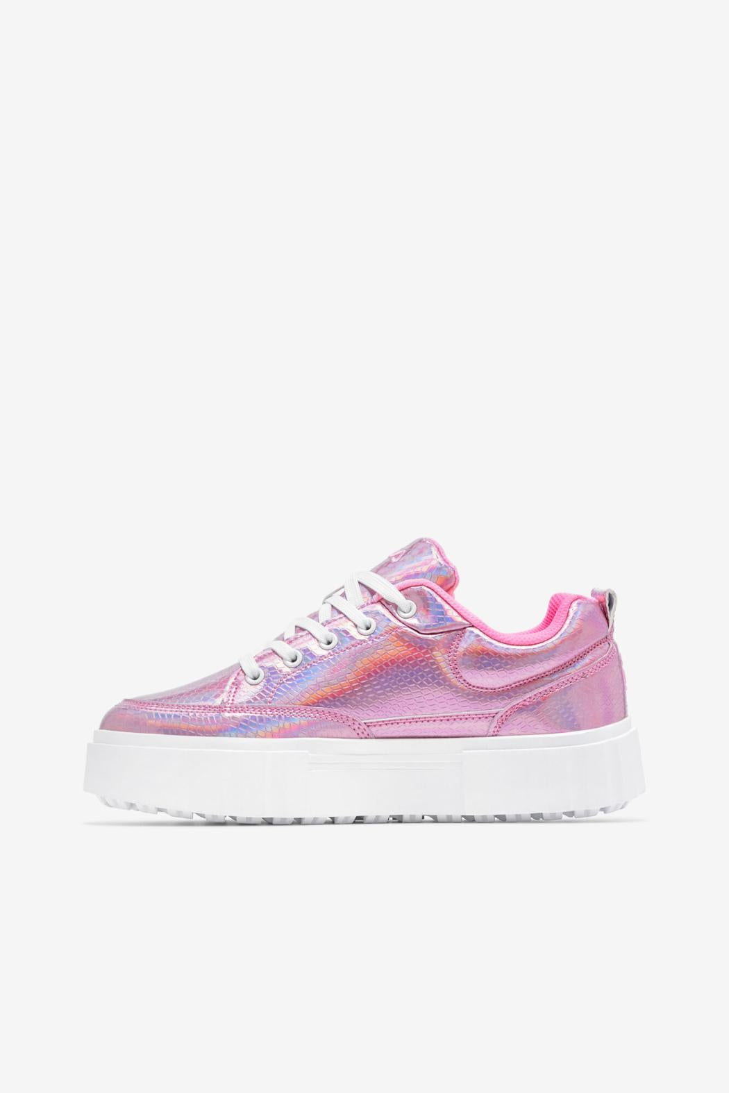 FILA Women's Sandblast Iridescent Snake 668 COTTON CANDY / WHITE / COTTON CANDY | Women Sneakers &amp; Lifestyle