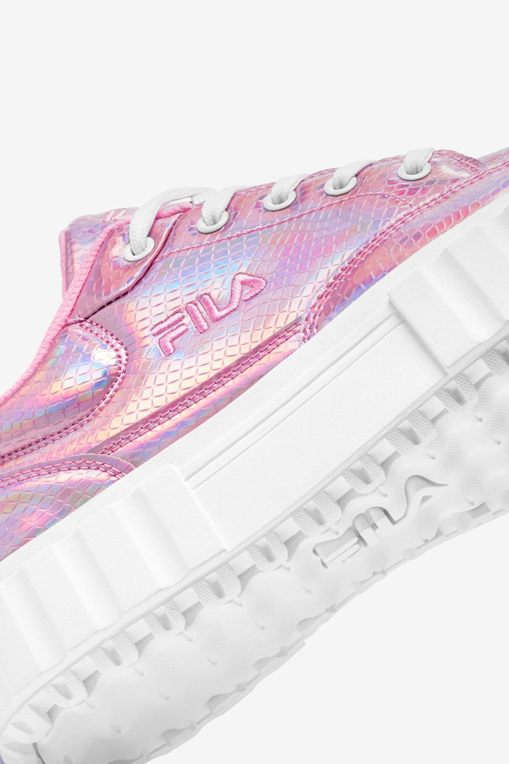 FILA Women's Sandblast Iridescent Snake 668 COTTON CANDY / WHITE / COTTON CANDY | Women Sneakers &amp; Lifestyle